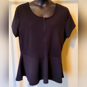 Rouge Peplum Short Sleeve Zip Top 4X